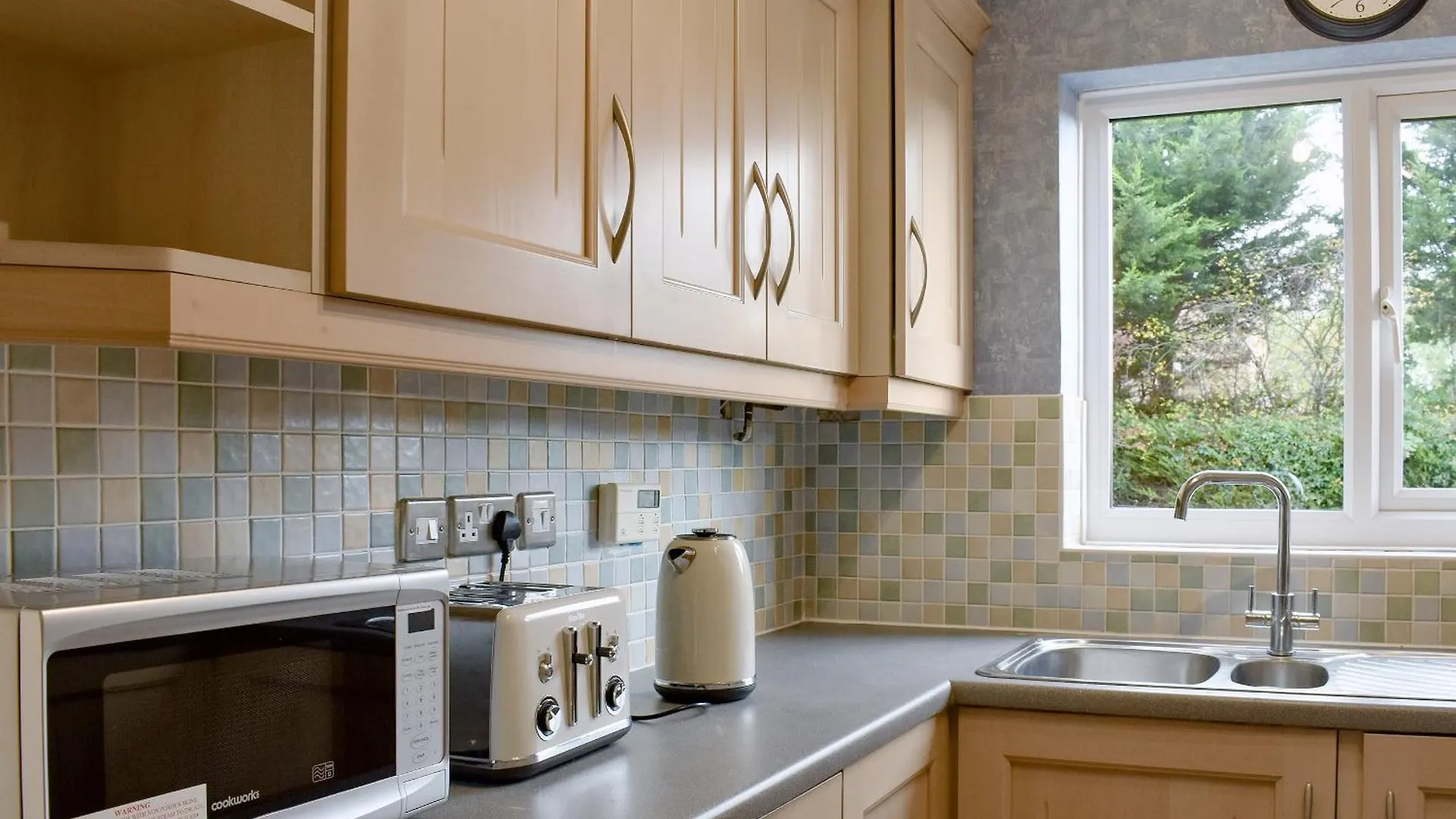 Flos Place Pickering Birleşik Krallık